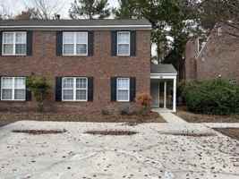 featured image of 5146 Lampost Cir