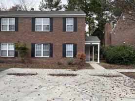 5146 Lampost Cir - Photo 1 of 1