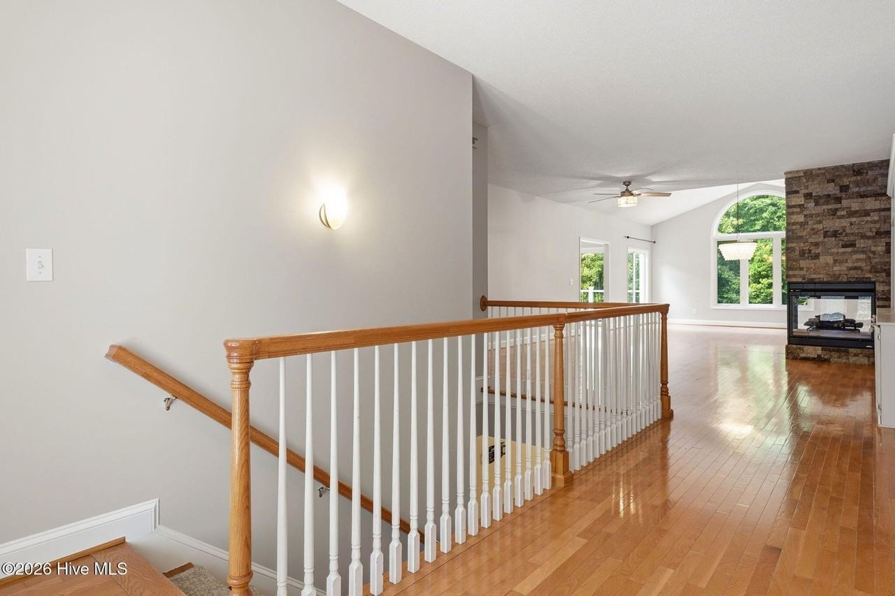 25 Kingswood Cir - Photo 5 of 50