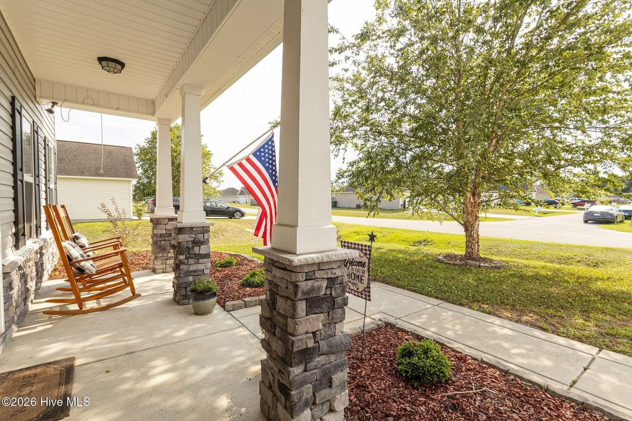 151 Prelude Dr - Photo 6 of 48