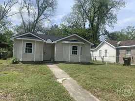 1015 Bowden St - Photo 1 of 1