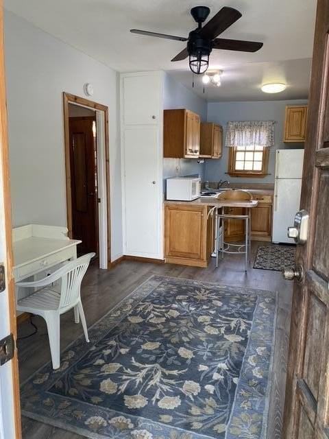 1120 Elgin Ln #B - Photo 2 of 11