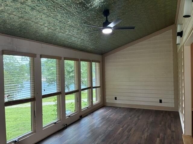 304 Persimmon Way - Photo 5 of 26