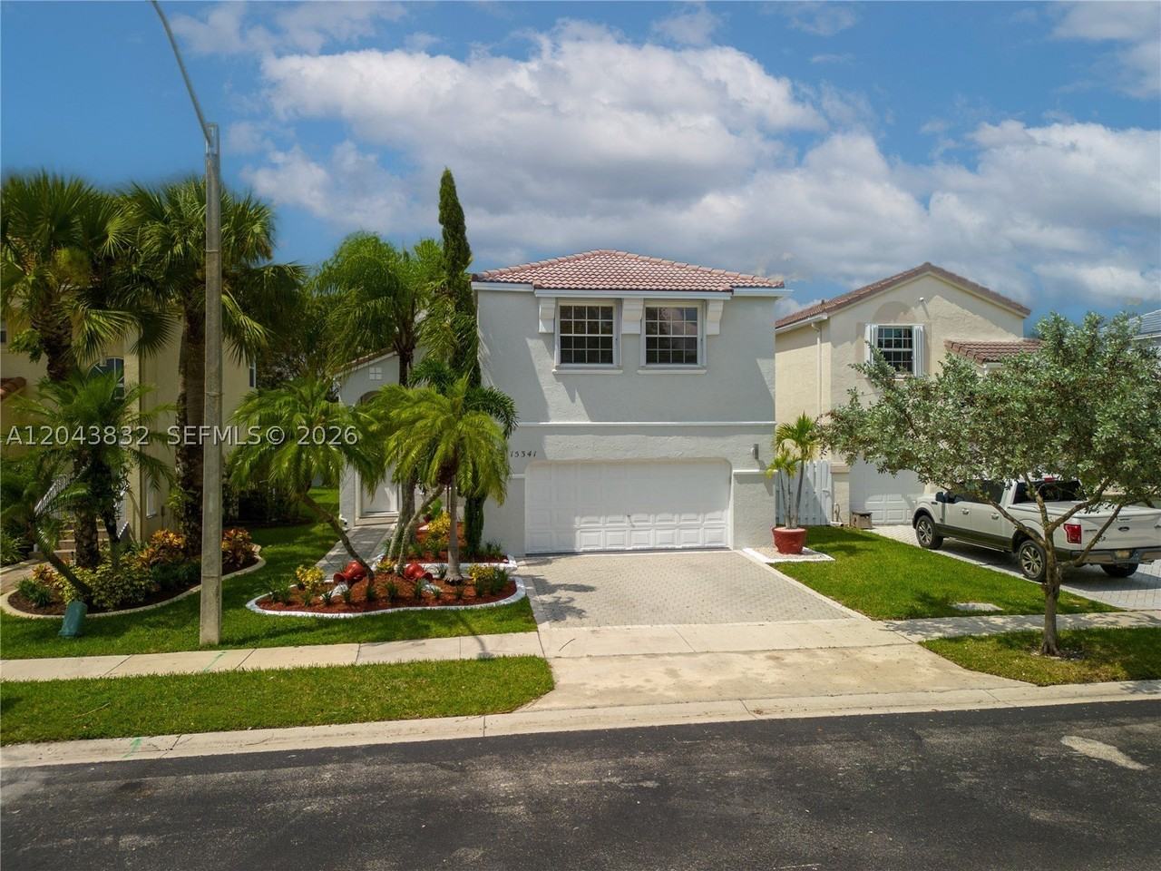 15341 Nw 4th St - Photo 2 of 50