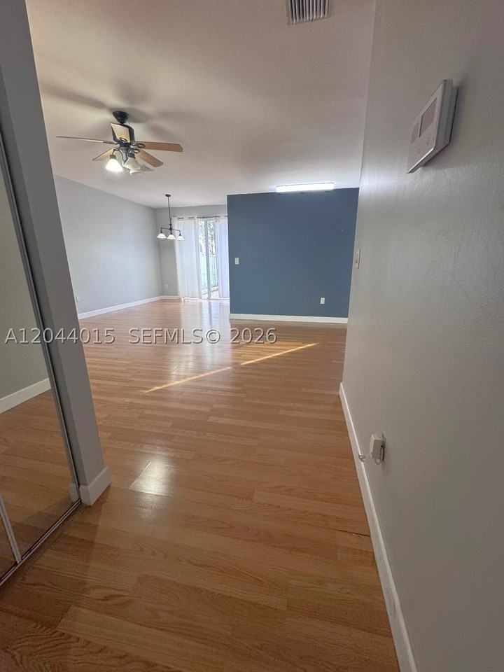1435 Nw 154th Ln - Photo 2 of 15