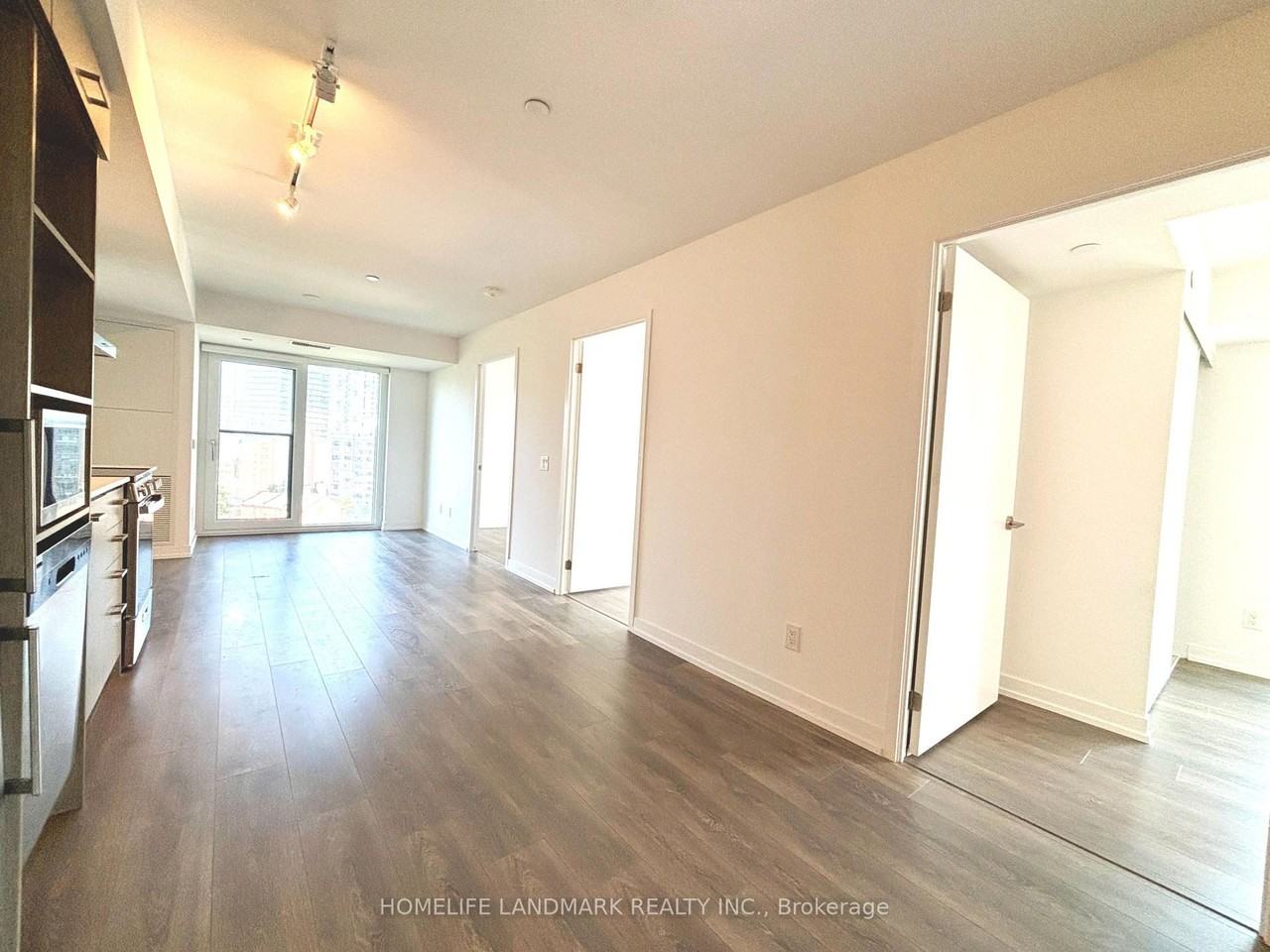 219 Dundas Street East - Photo 4