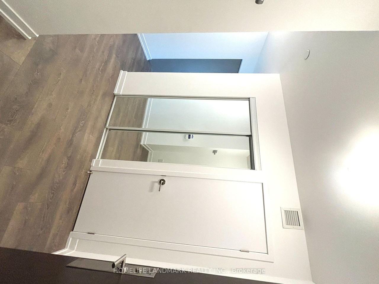 219 Dundas Street East - Photo 15