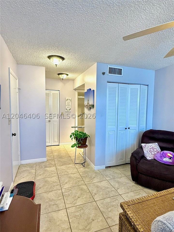 1300 Saint Charles Pl #402 - Photo 4 of 17