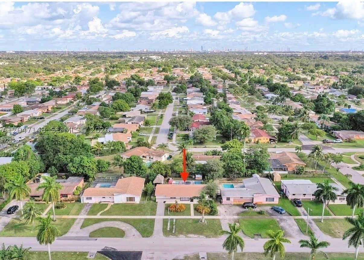 19125 Nw 22nd Ave - Photo 3 of 8