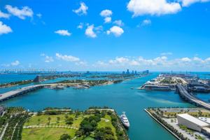 featured image of 900 Biscayne Blvd #4202