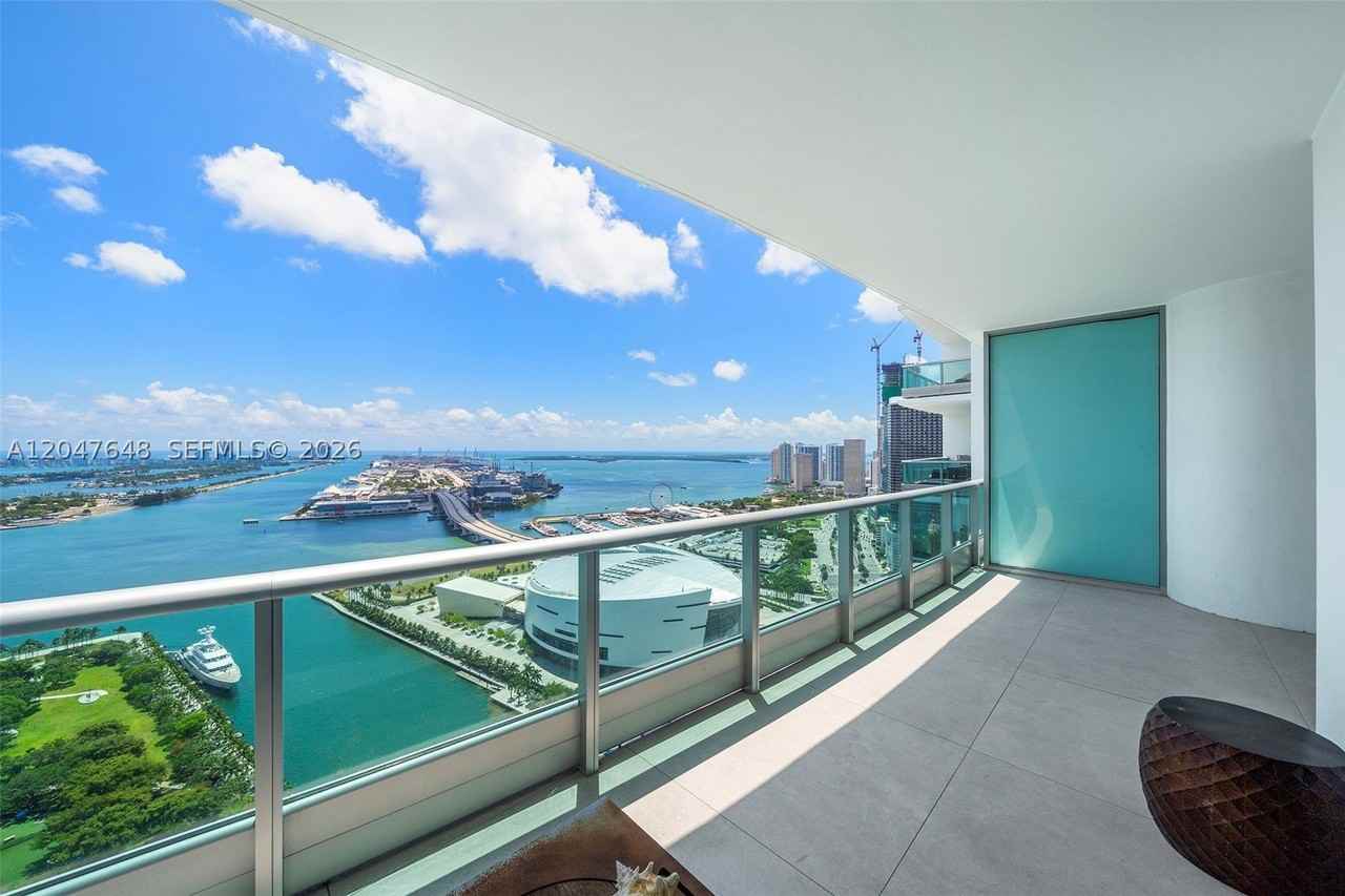 900 Biscayne Blvd #4202 - Photo 7 of 50