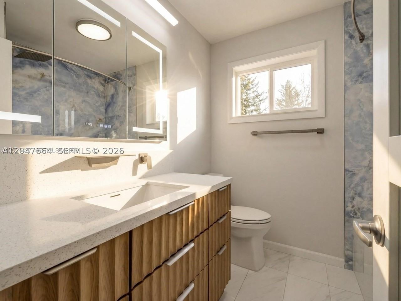 2202 N 42nd Ave - Photo 7 of 15