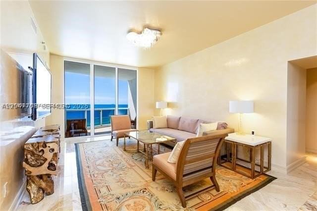 16001 Collins Ave #1106 - Photo 4 of 41