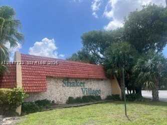 6040 Shakerwood Cir #203