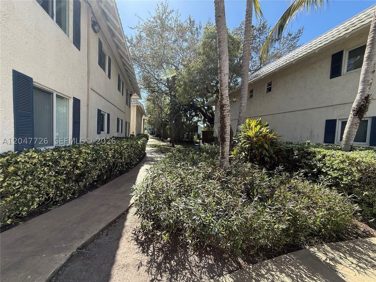 8607 Sw 68th Ct #24 - Photo 4 of 16
