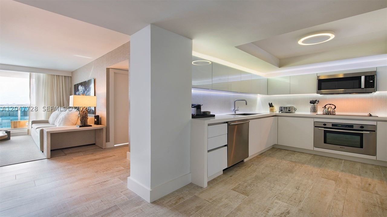 102 24th St #1245 - Photo 4 of 12