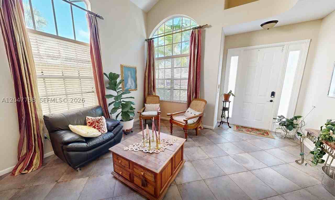 9640 Wyeth Ct - Photo 2 of 46