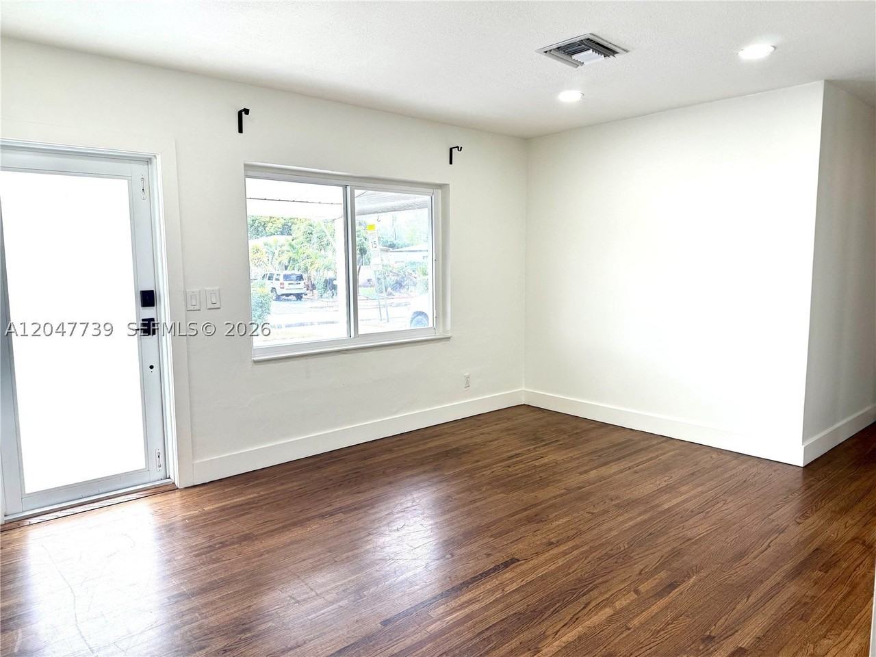 670 E 58th St - Photo 2 of 13