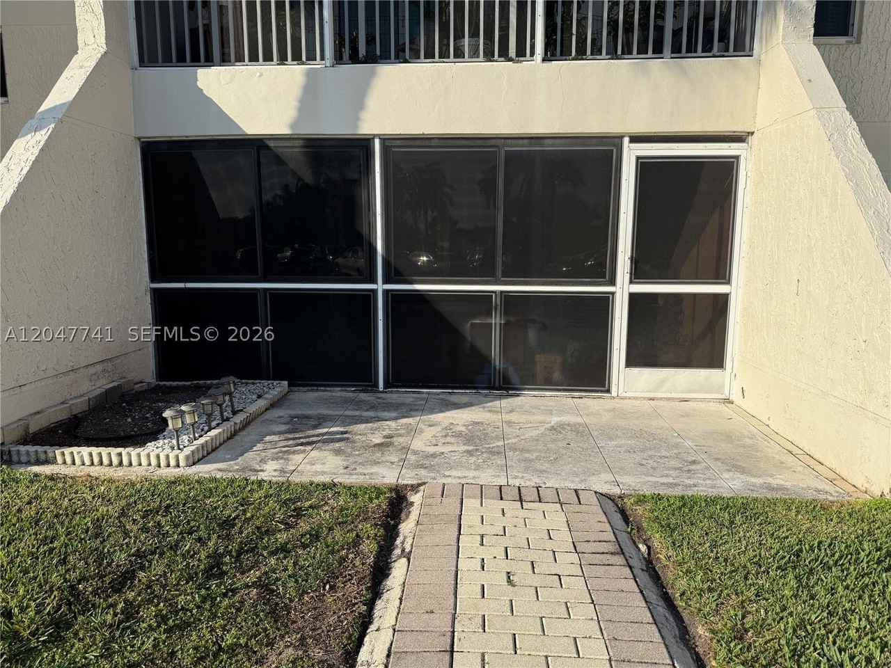 120 Lakeview Dr #114 - Photo 5 of 5