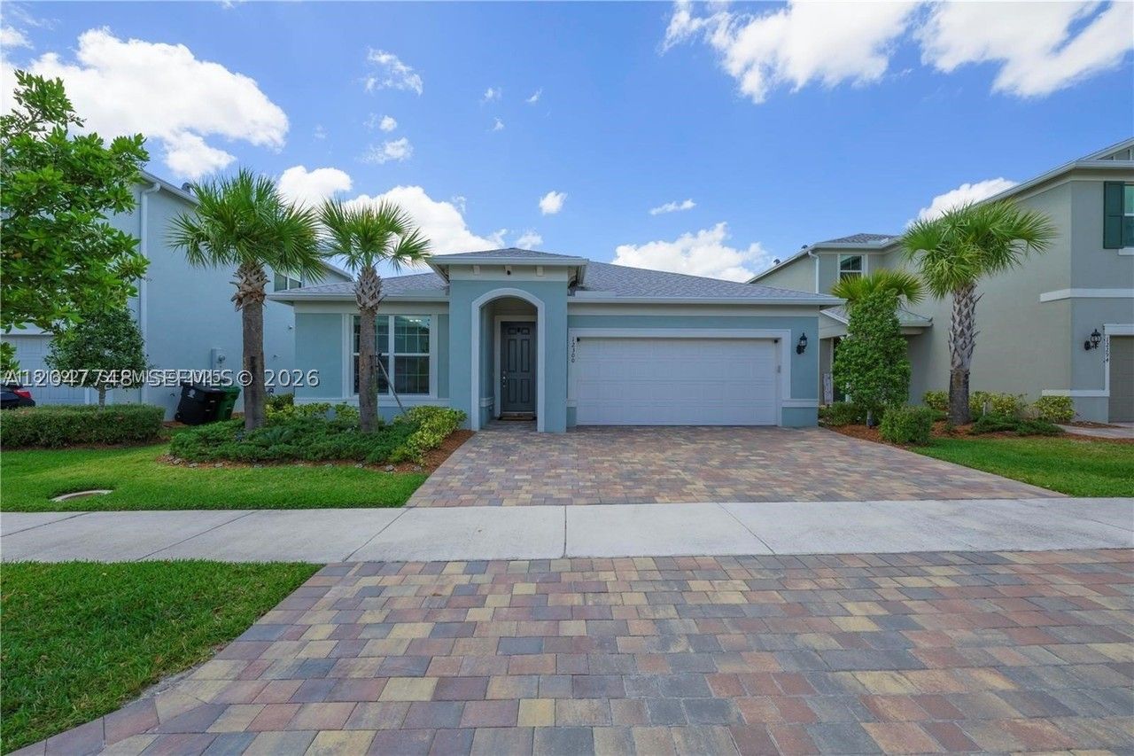 12300 Sw Myrtle Oak Dr #0 - Photo 2 of 33