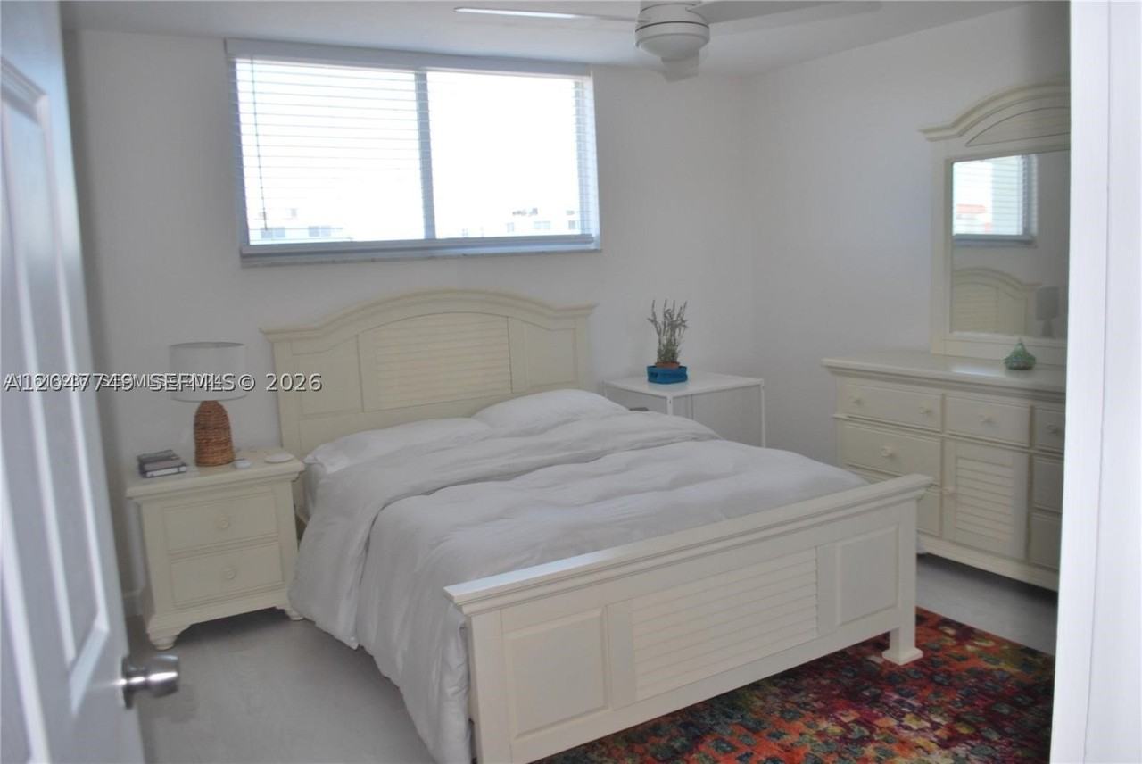 109 Paradise Harbour Blvd #406 - Photo 6 of 12