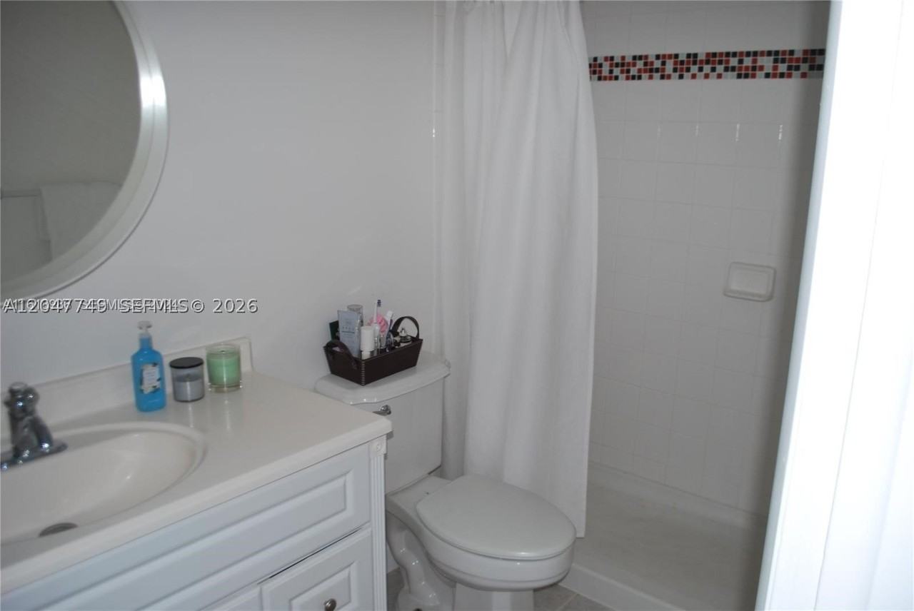 109 Paradise Harbour Blvd #406 - Photo 7 of 12