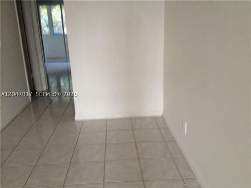 215 Sussex K #215 - Photo 2 of 28
