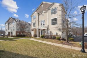 featured image of 1501 Gabriel Ln