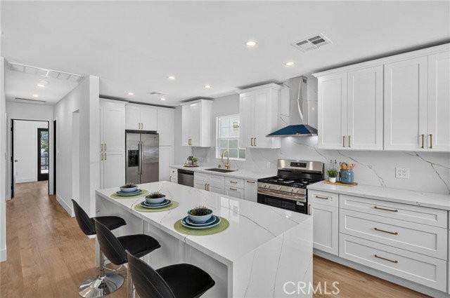 1223 W 23rd St - Photo 7 of 7