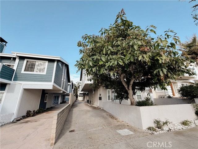 104 S Francisca Ave #C - Photo 2 of 8