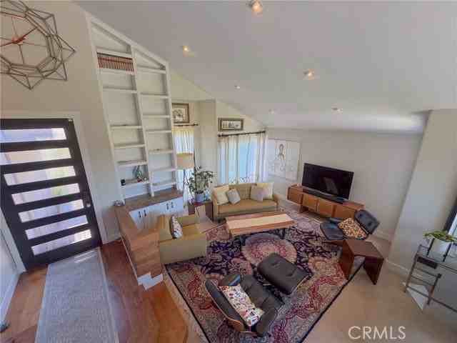 25651 Del Norte - Photo 2 of 8