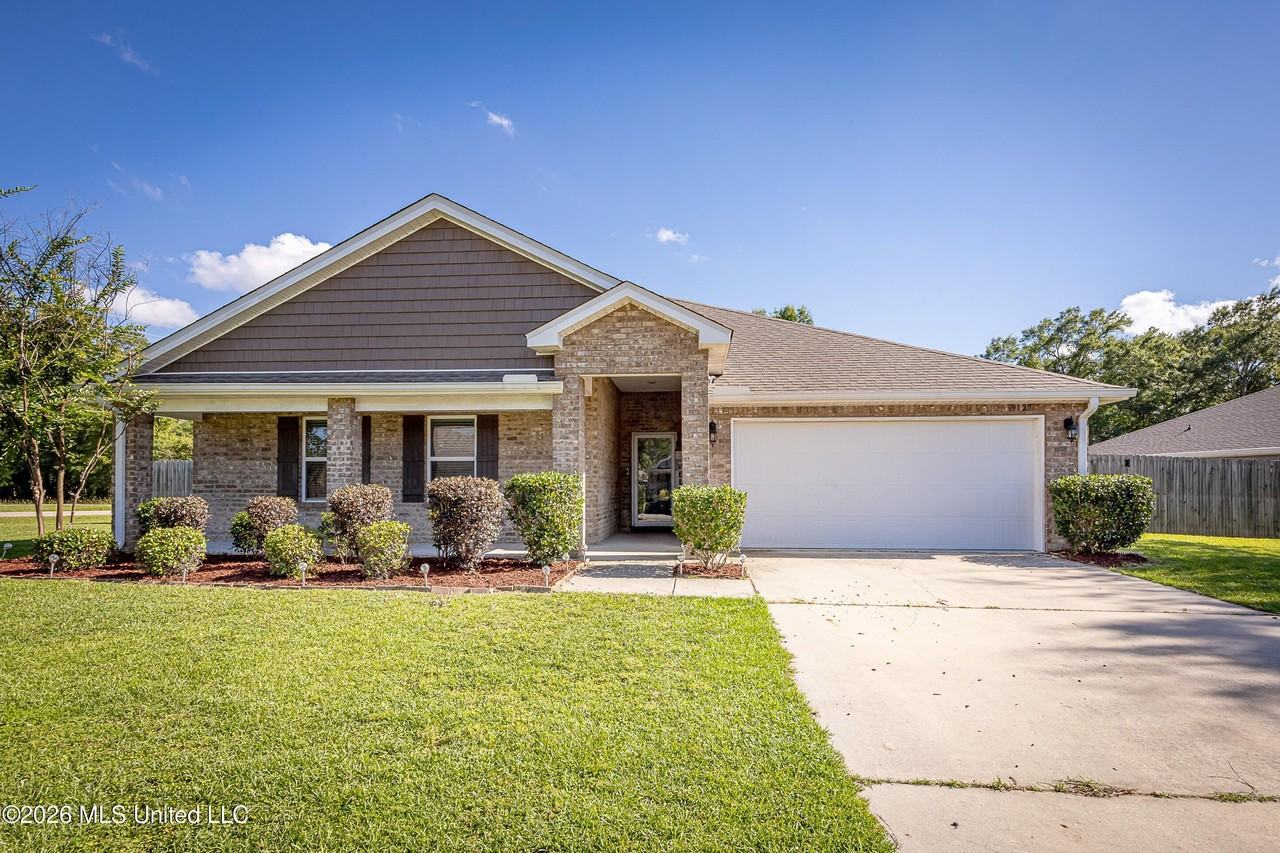 9125 Bellewood Dr - Photo 5 of 50