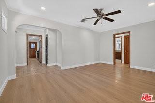 1811 N Avon St - Photo 2 of 8