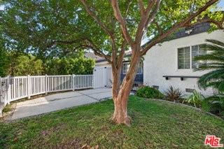 1811 N Avon St - Photo 6 of 8