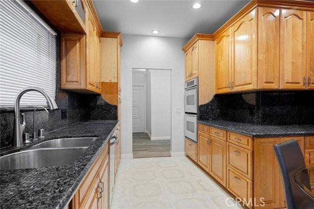 7851 Mary Ellen Ave - Photo 7 of 7
