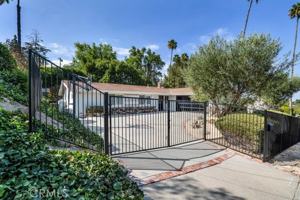 featured image of 20509 Rhoda St