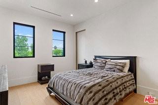 5041 Noeline Ave - Photo 6 of 8