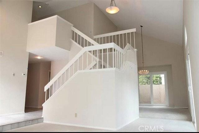 10442 Colina Way - Photo 2 of 7