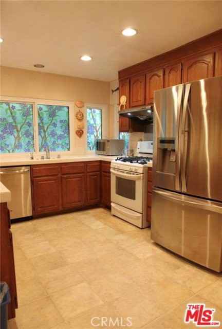 10442 Colina Way - Photo 4 of 7