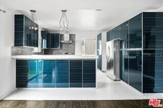 825 S Le Doux Rd #303 - Photo 6 of 8