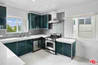 825 S Le Doux Rd #303 - Photo 7 of 8