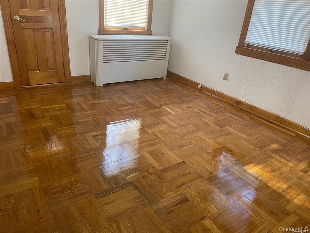 8327 255th St - Photo 4 of 7