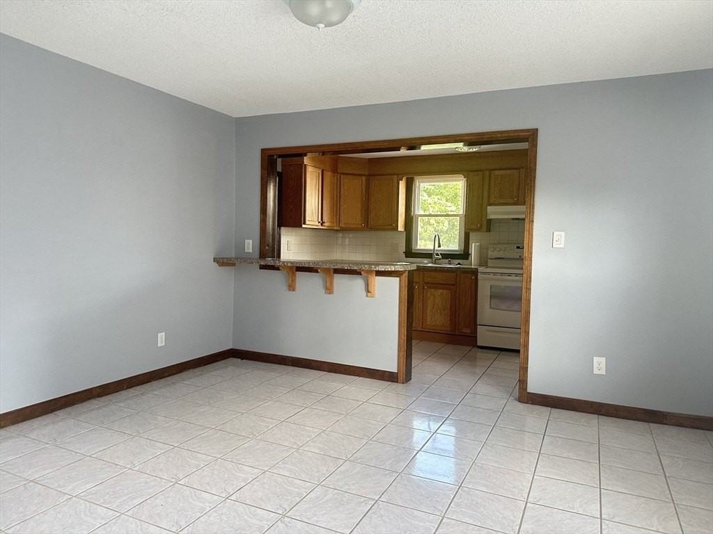 26 Birch St - Photo 7 of 21