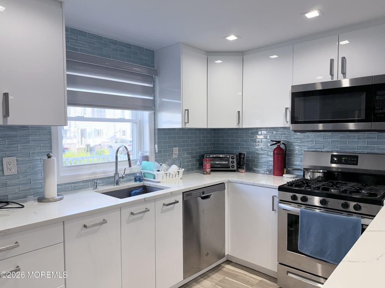 18 Howland Ave - Photo 6 of 15
