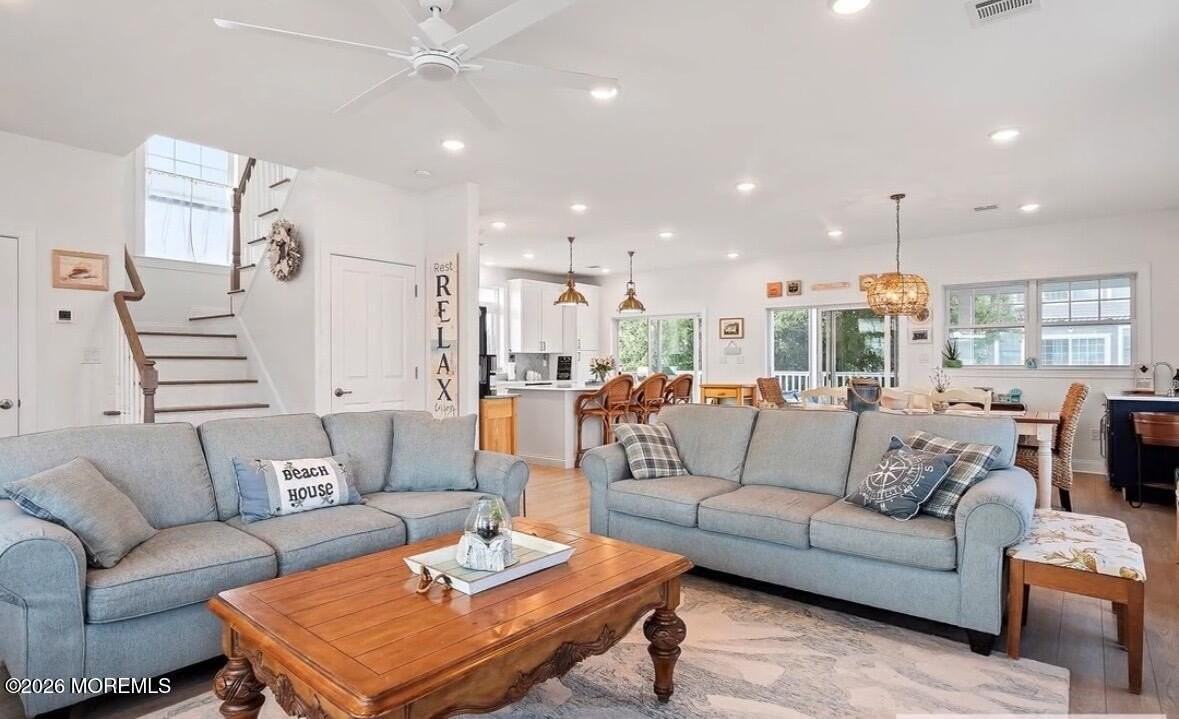 214 5th Ave - Photo 3 of 17