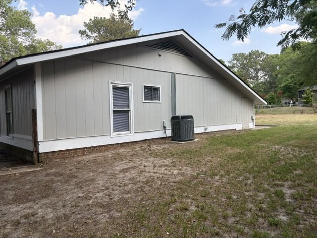 5613 Bowman Ct #1 - Photo 3 of 13