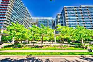 featured image of 9655 Woods Dr #407