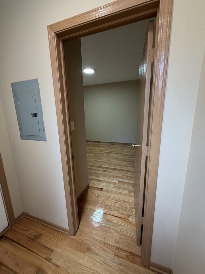 1632 S Saint Louis Ave #2 - Photo 5 of 11