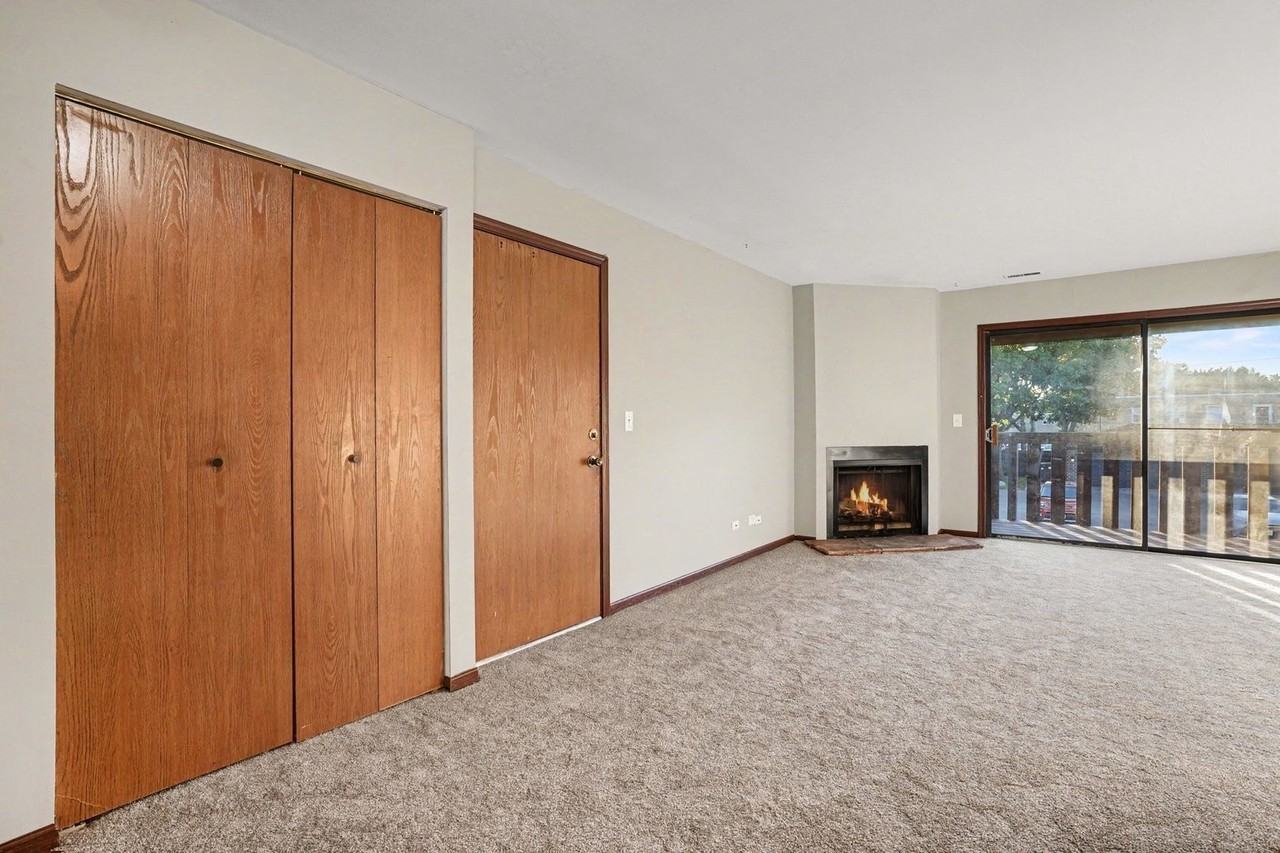 219 Uteg St #E - Photo 2 of 15