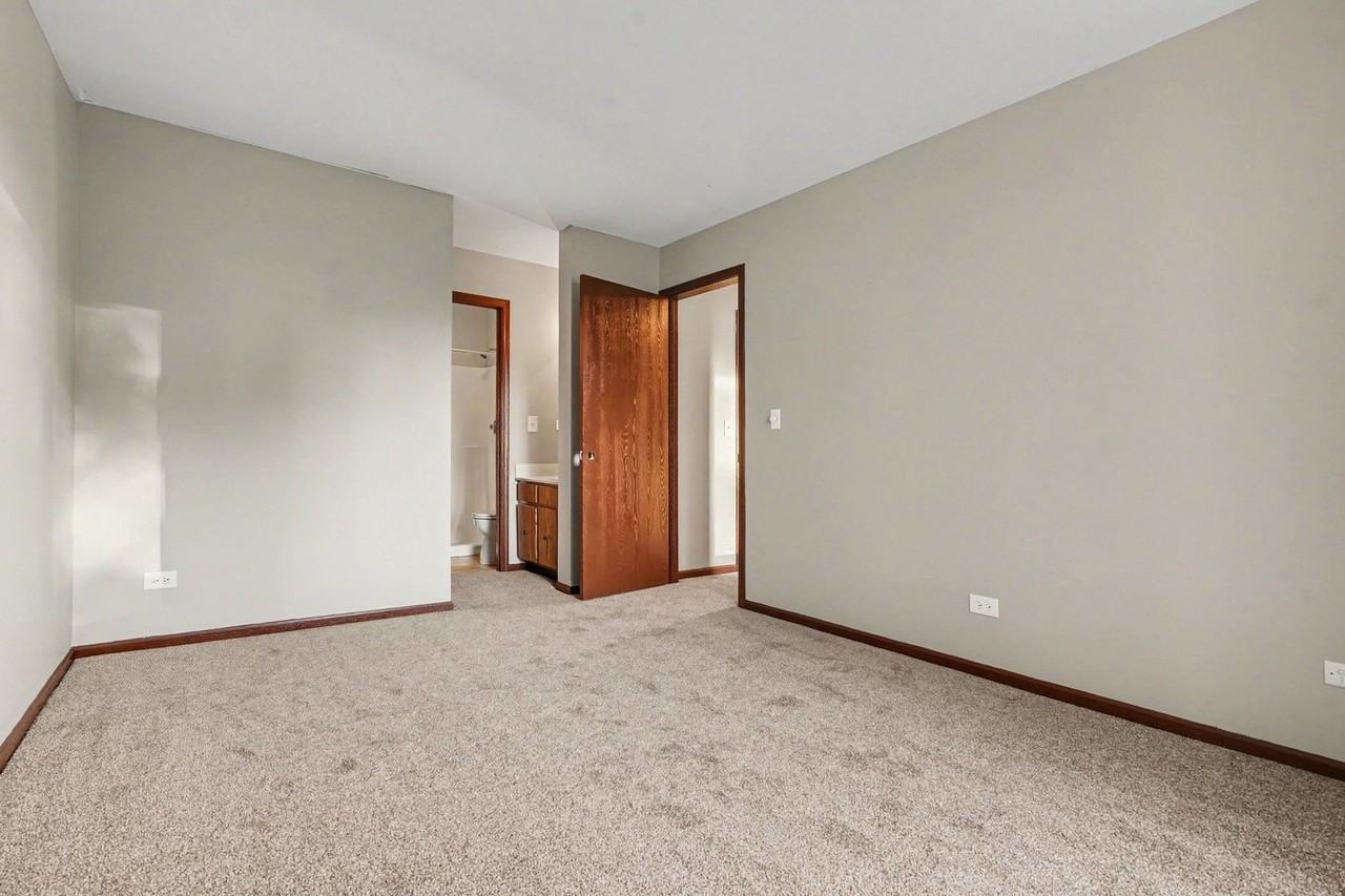 219 Uteg St #E - Photo 7 of 15